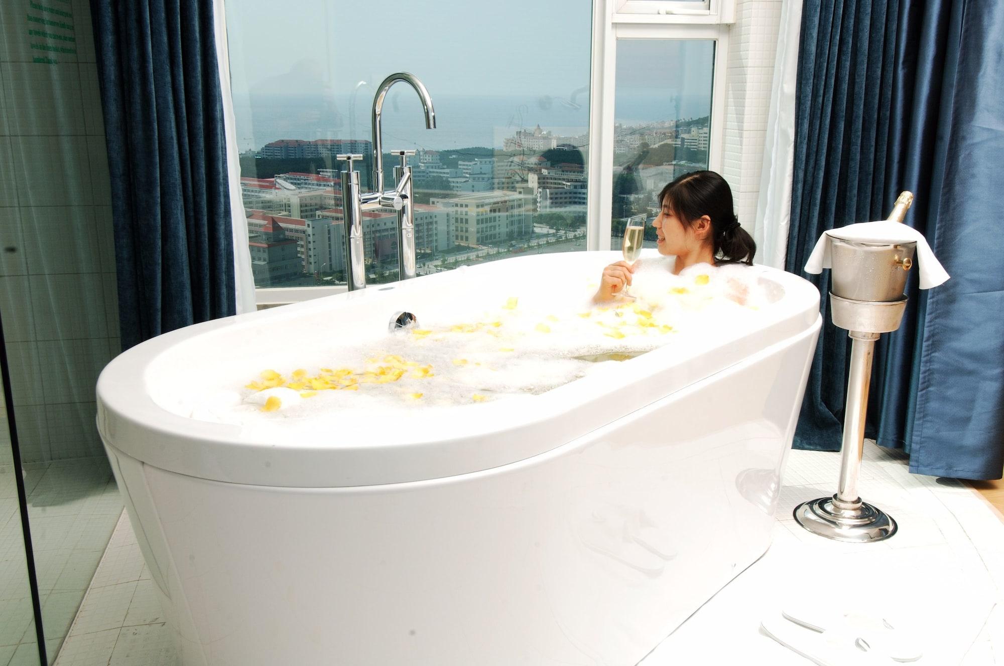 Weihai Haiyue Jianguo Hotel Buitenkant foto