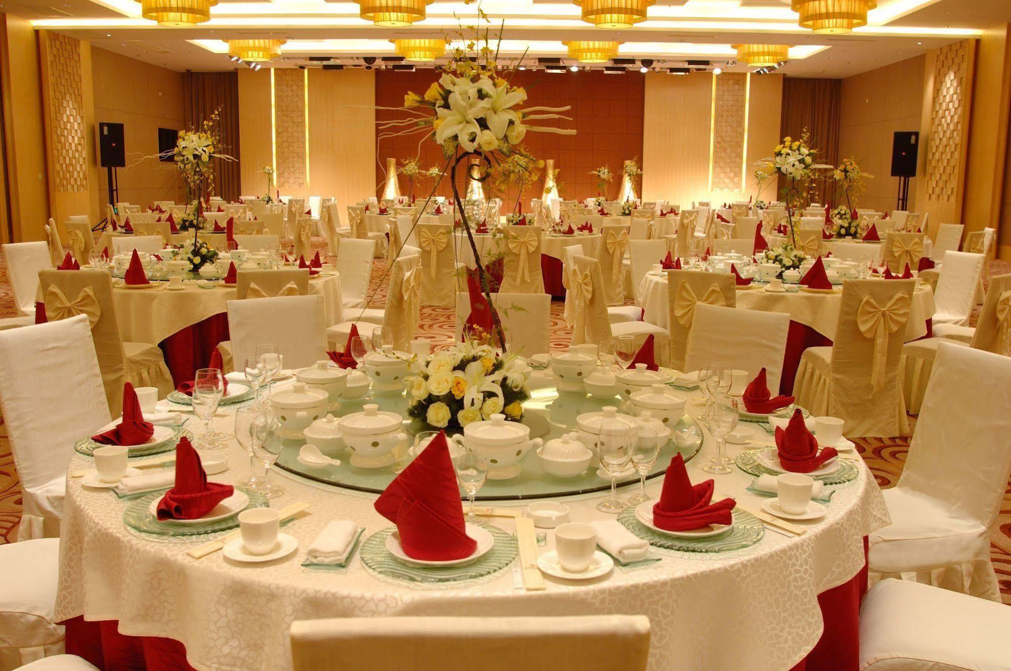 Weihai Haiyue Jianguo Hotel Buitenkant foto