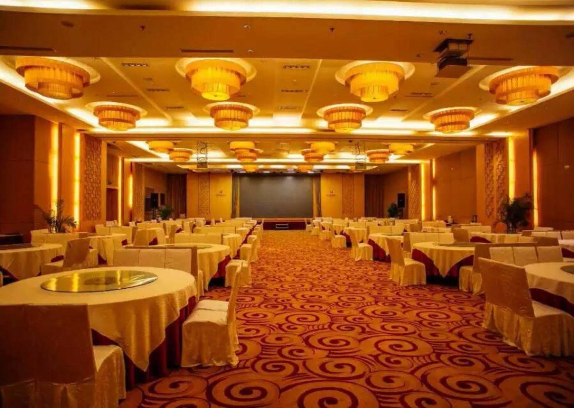 Weihai Haiyue Jianguo Hotel Buitenkant foto