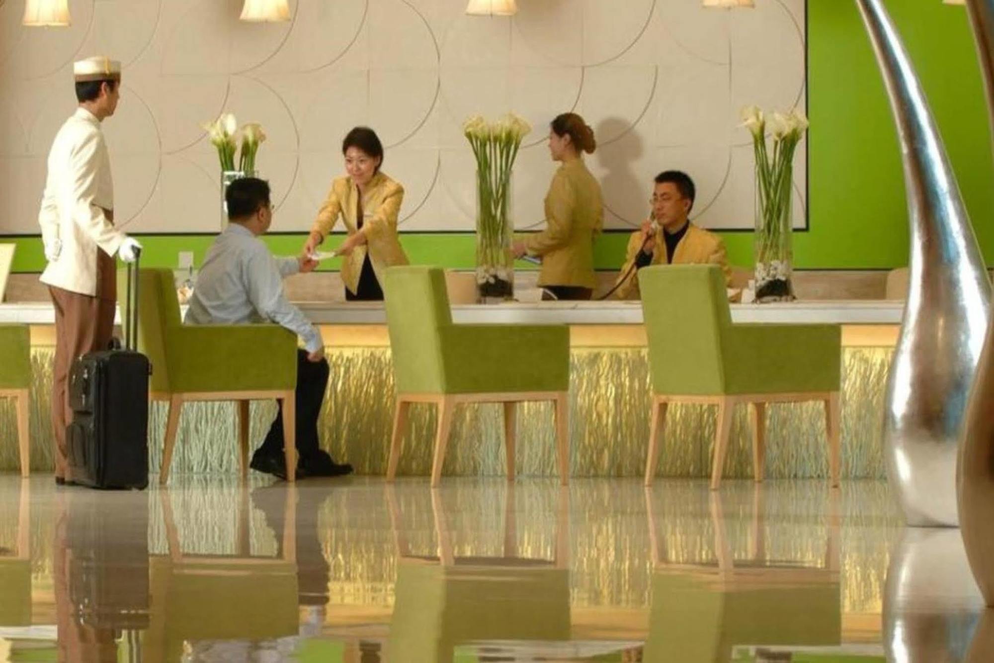 Weihai Haiyue Jianguo Hotel Buitenkant foto