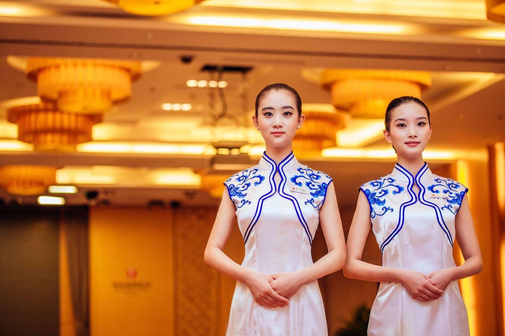 Weihai Haiyue Jianguo Hotel Buitenkant foto